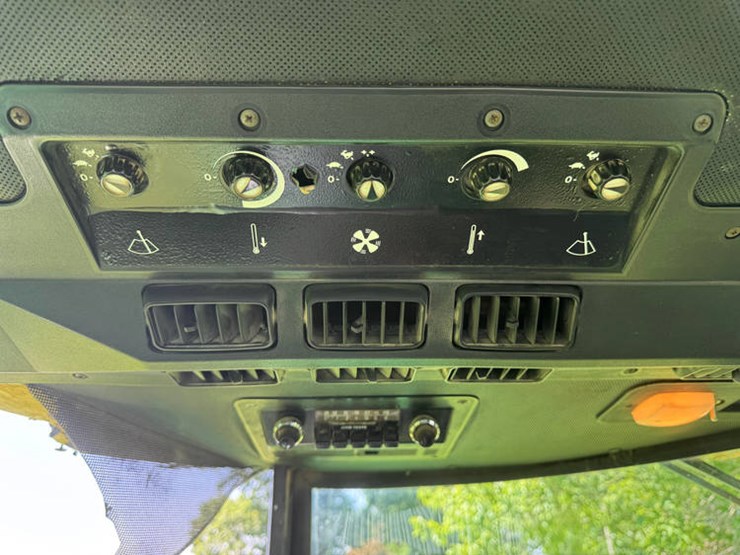 1979-john-deere-4440-image-34