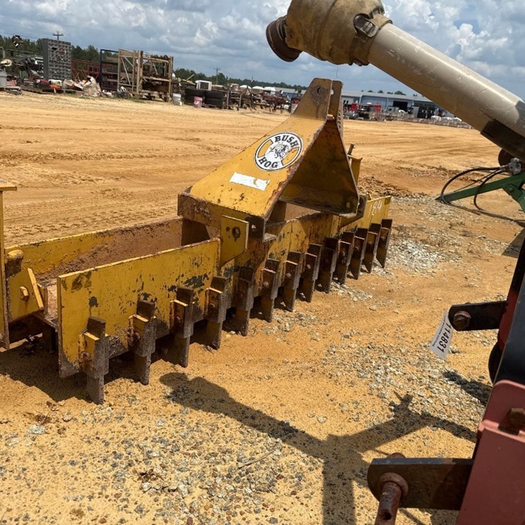 BUSH HOG 72