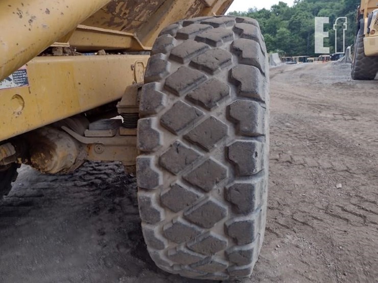 deere-300d-image-21