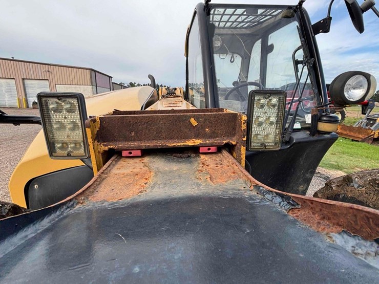 caterpillar-th407c-image-22