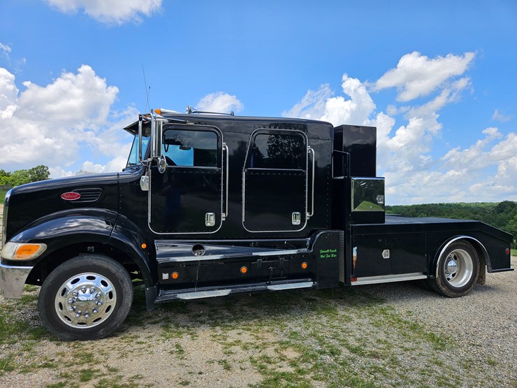 2007-peterbilt-335-image-6