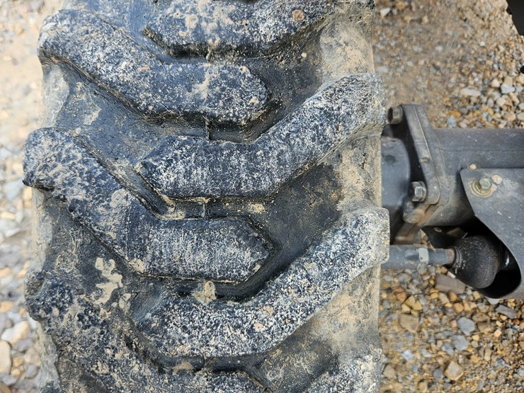 #20866-•-2008-kubota-l3240-tractor-image-43
