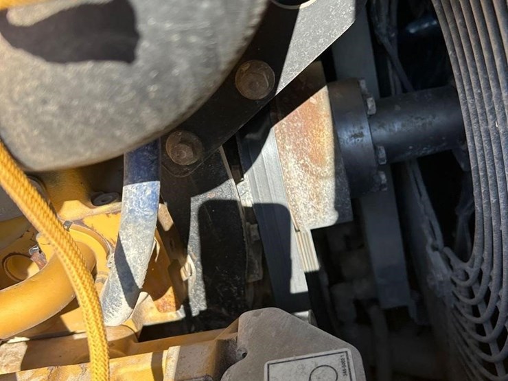 2018-caterpillar-d6n-xl-image-40