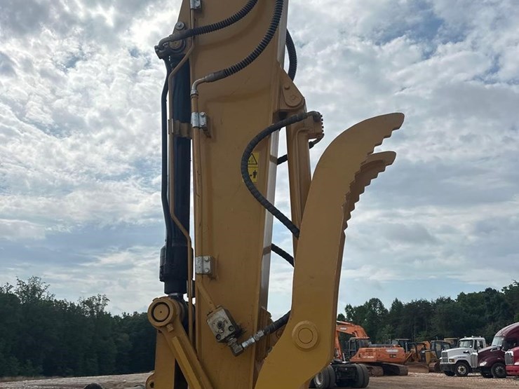 2021-caterpillar-315-gc-image-13