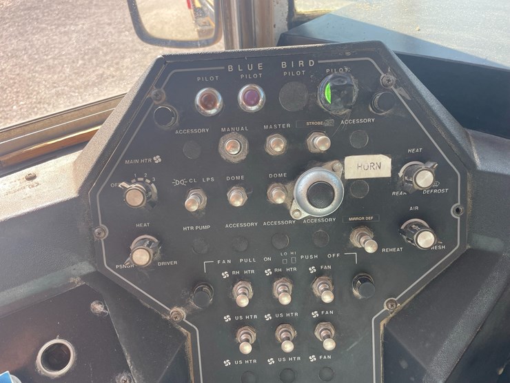 2000-caterpillar-c7-image-25