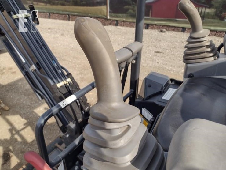 2022-deere-17g-image-10