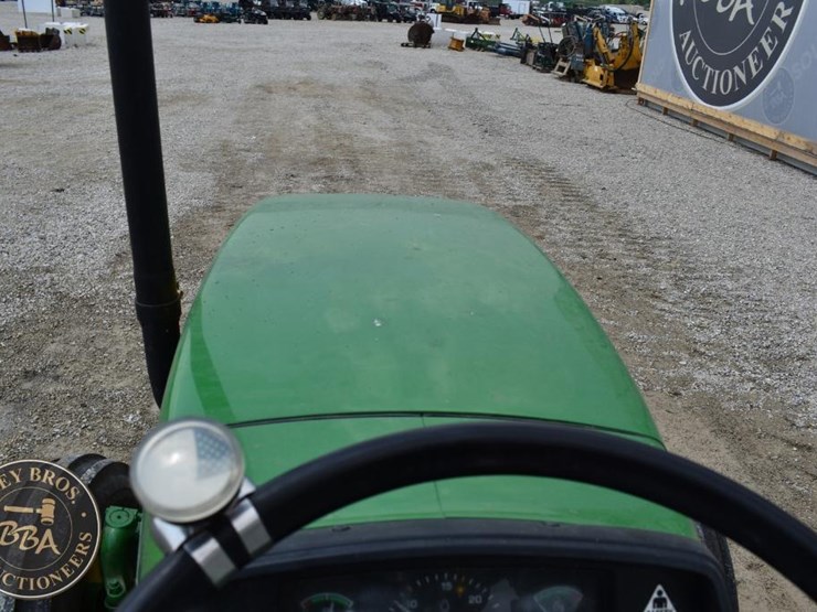 2007-john-deere-5203-image-32