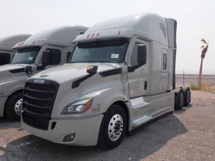 2024-freightliner-cascadia-126-image-1