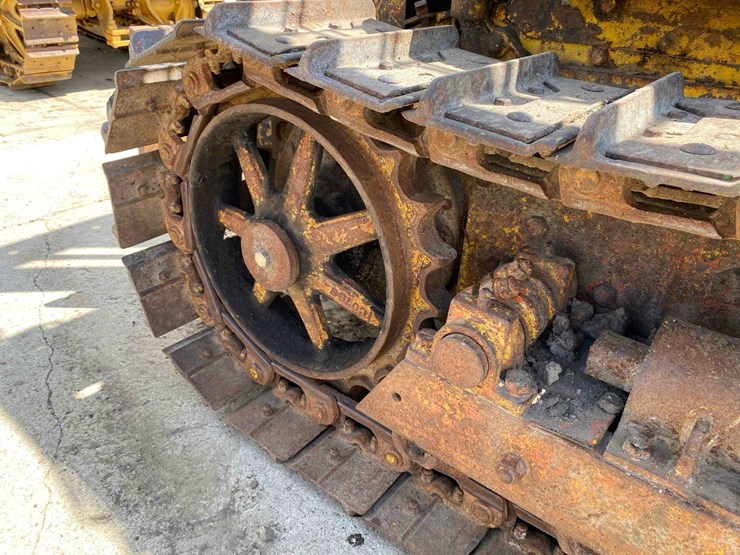 atc-crawler-forklift-image-14