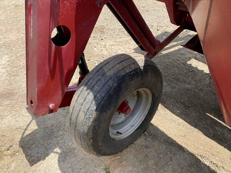 case-ih-8340-image-36