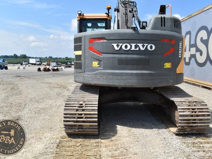 2018-volvo-ecr235el-image-23