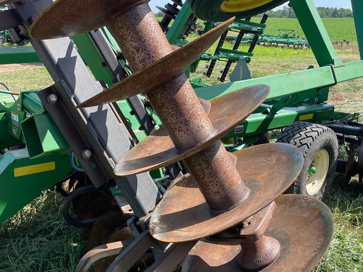 john-deere-637-image-33