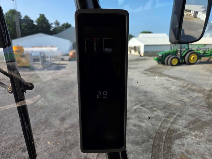 2015-john-deere-s680-image-60