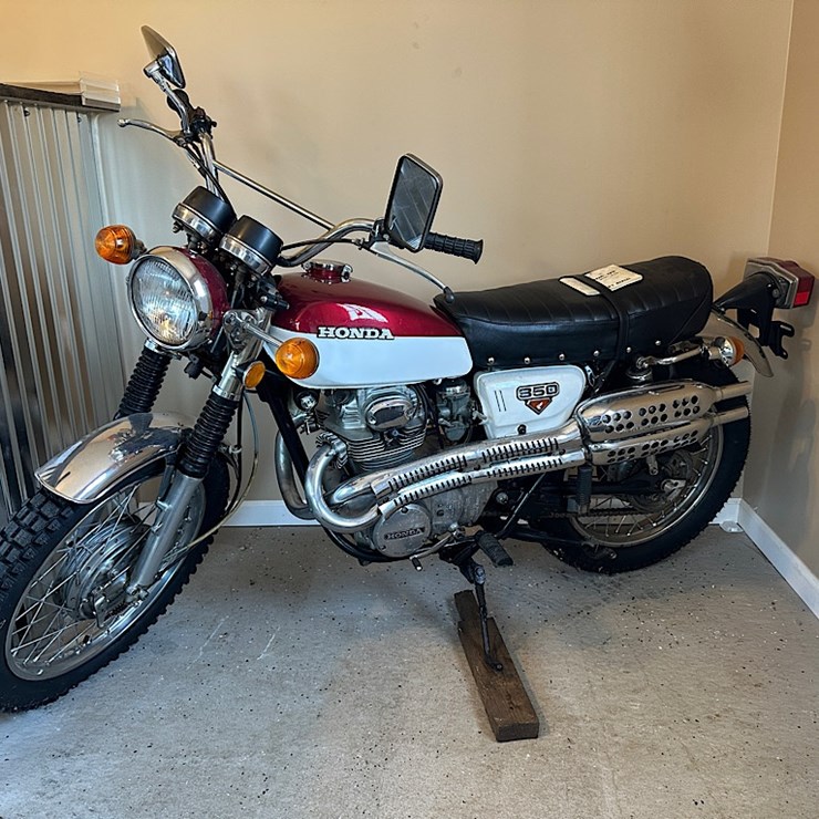 1970 HONDA 350 MOTORCYCLE