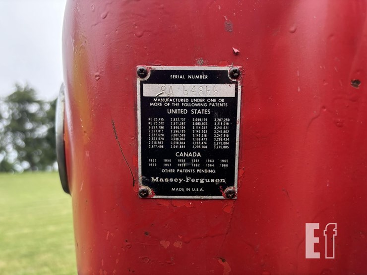 massey-ferguson-135-image-17