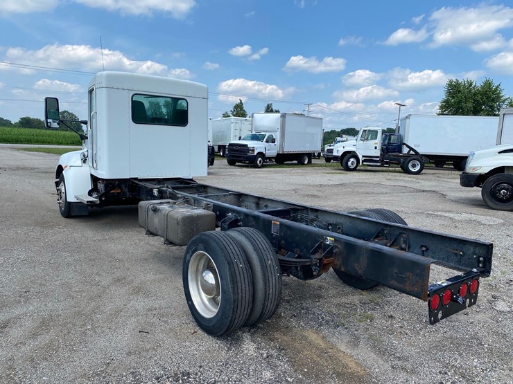 2009-kw-t-3-cab-and-chassis-image-6