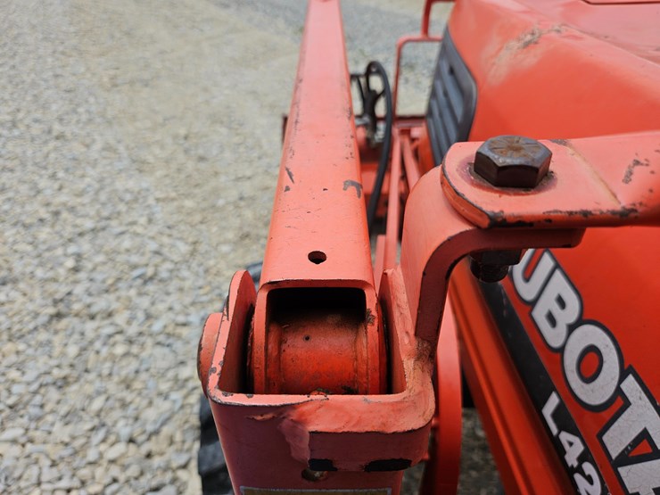 kubota-l4200-image-52