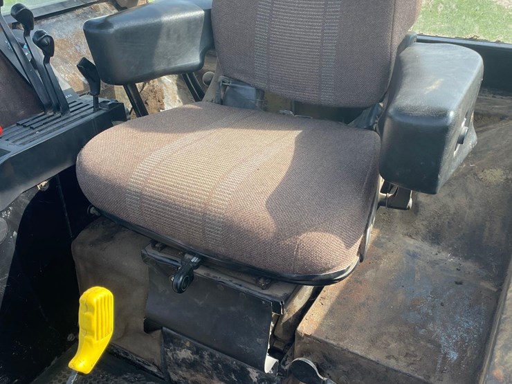 john-deere-4755-image-39