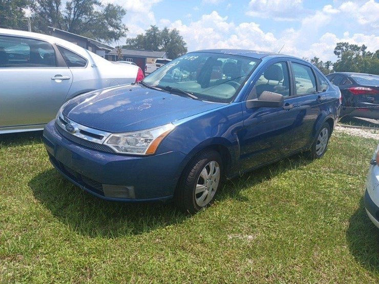 2008-ford-focus-s-image-1