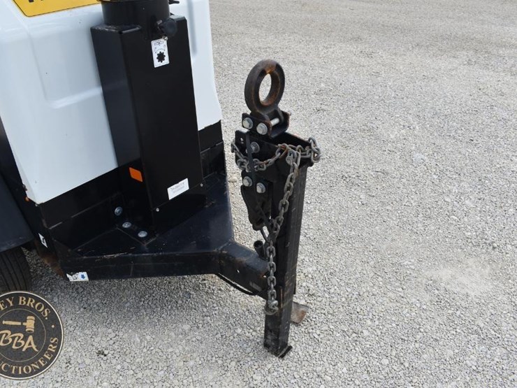 2019-allmand-bros-night-lite-v-series-image-34