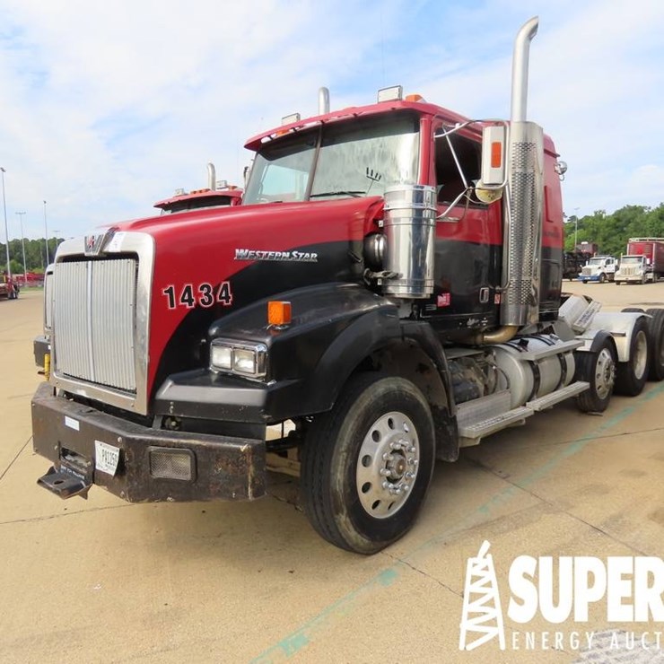 2012 WESTERN STAR 4900