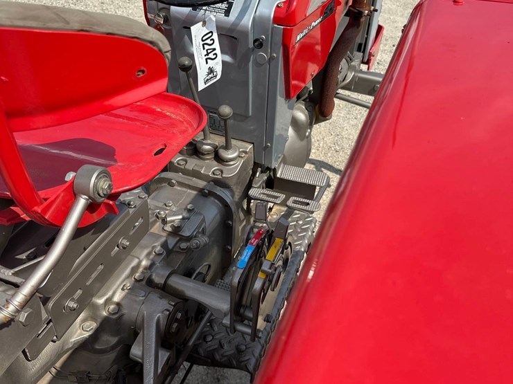 242---massey-ferguson-150g-(sn#-642003923)-image-9