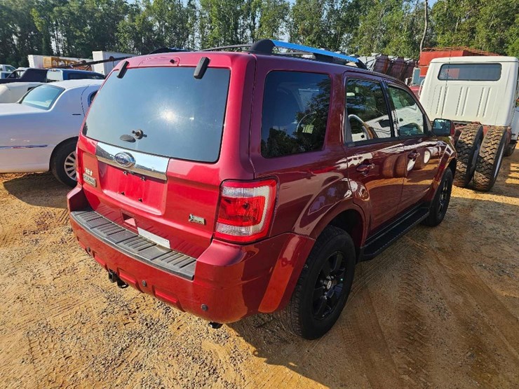 2012-ford-escape-image-4