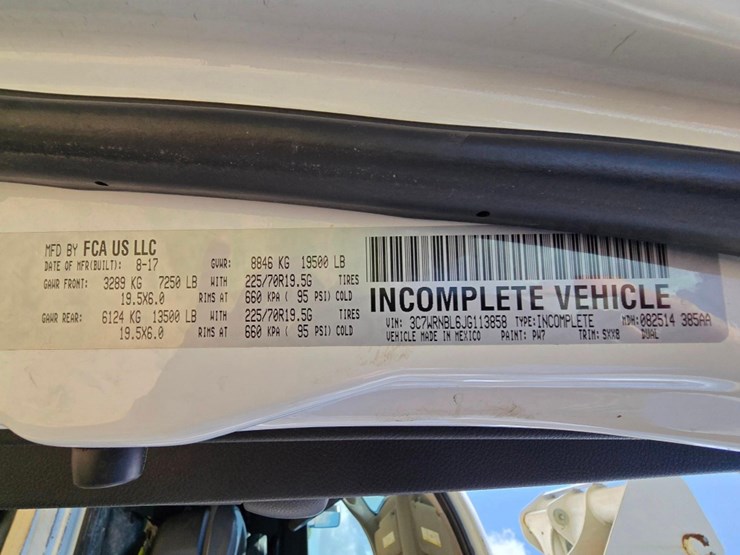2018-dodge-ram-5500-image-20