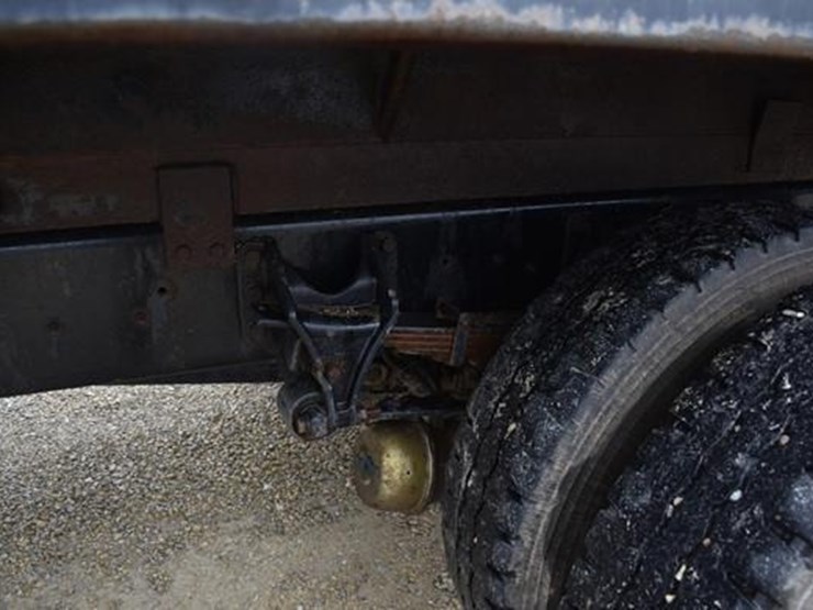 2010-international-durastar-4300-image-21