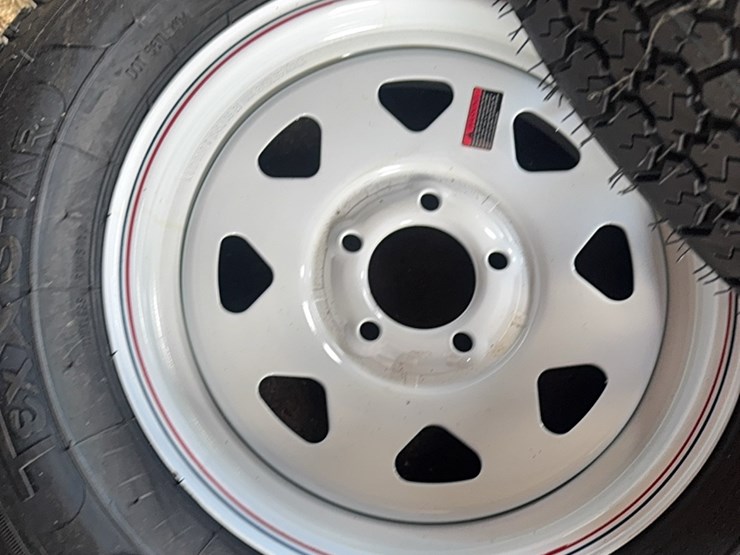 pair-of-trailer-tires-205/75/d15-image-2