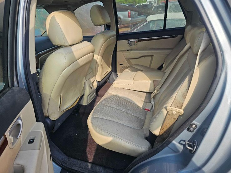 2008-hyundai-santa-fe-image-6