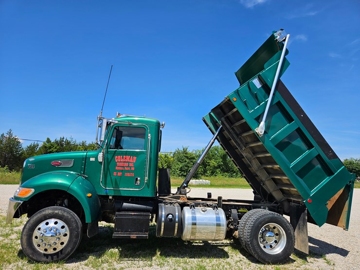 2012-peterbilt-382-image-54