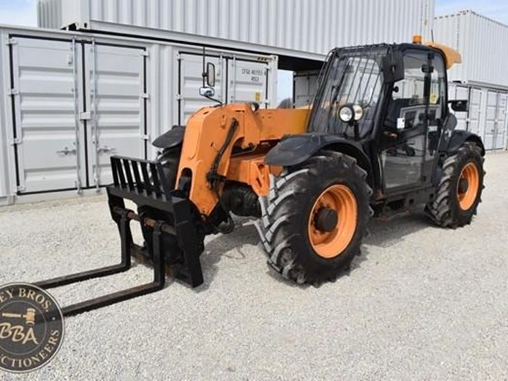 2014-caterpillar-th407c-image-5