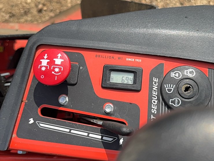 ariens-ikon-52-inch-deck-image-9