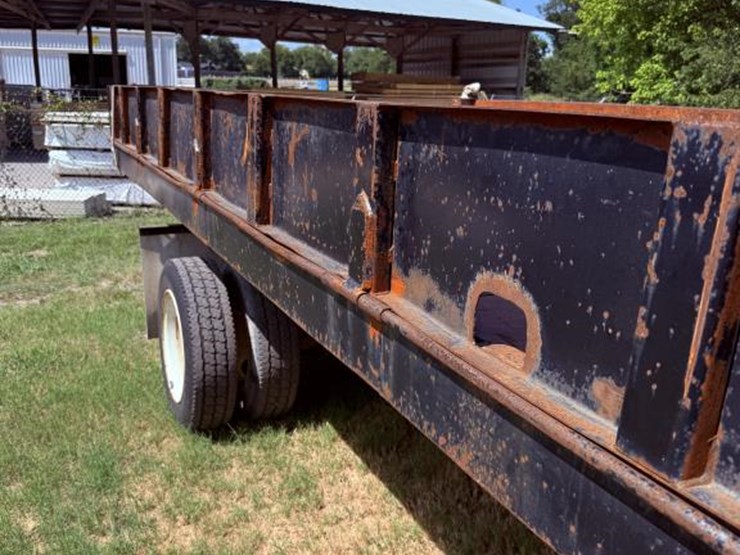 #202-•-1996-gmc-flatbed-dump--6--speed-manual-image-18