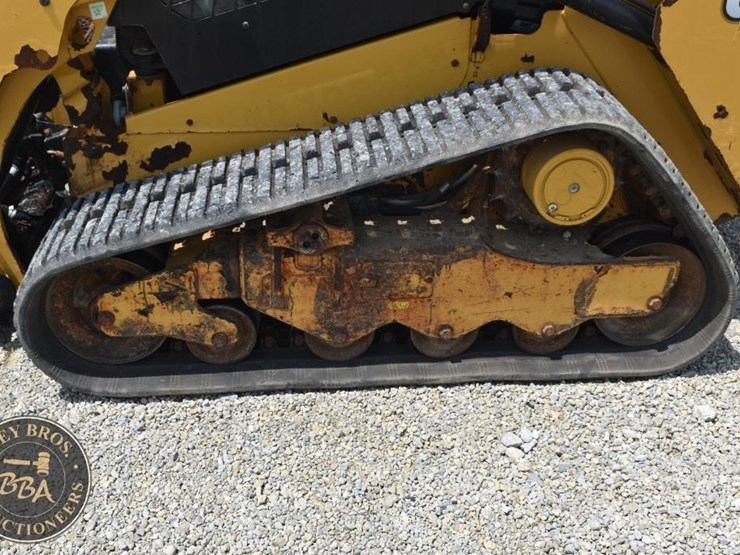 2021-caterpillar-262d3-image-28
