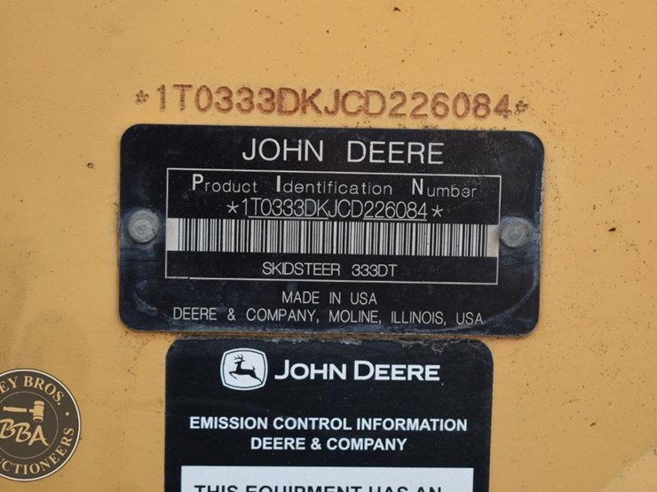 2012-deere-333d-image-31