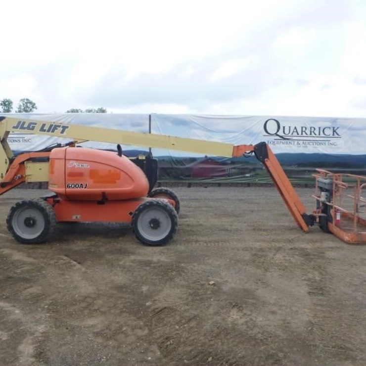 2013 JLG 600AJ