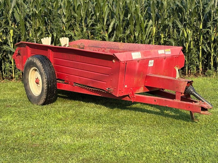 ih-530-single-axle-manure-spreader-image-7