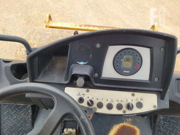 bomag-bw177d-40-image-17