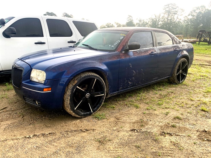 #22157-•-2007-chrysler-300-sedan-image-1