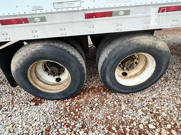 2010-utility-van-image-25