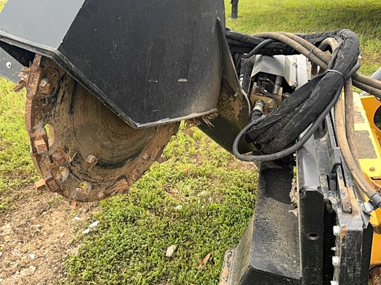 2022-jcb-stump-grinder-image-1