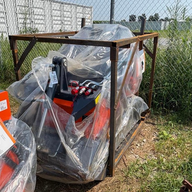 TPM T460 Stand On Skid Steer Loader