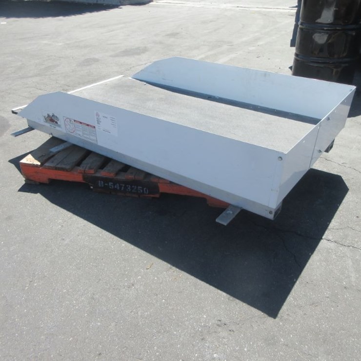 LOT#--WEATHER GUARD 3200 BED RAT TRUCK PLATFORM