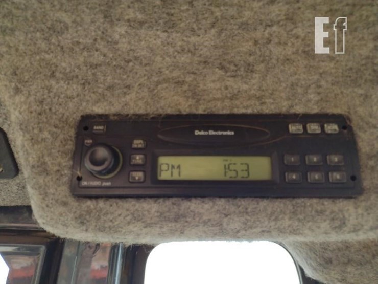 2007-deere-310sj-image-10