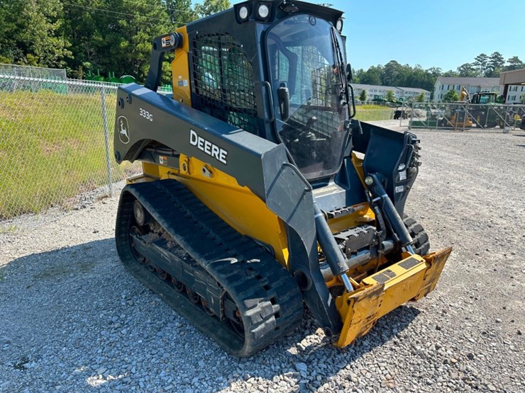 2021-deere-333g-image-3