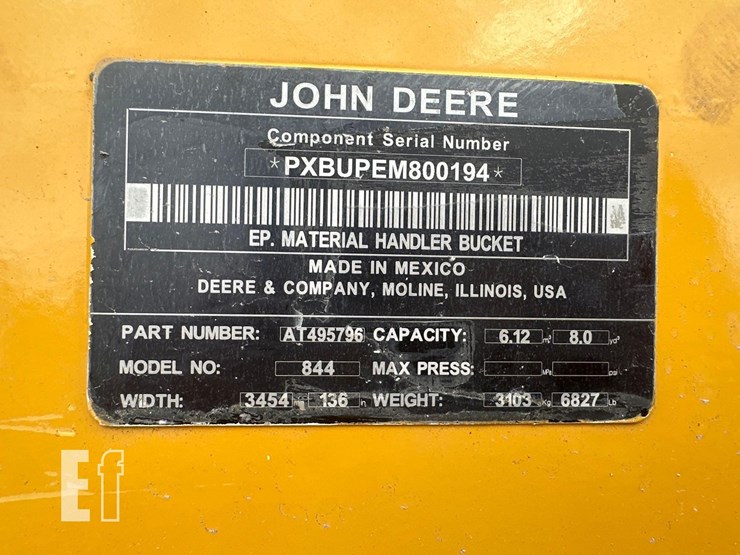 2020-deere-844l-image-13