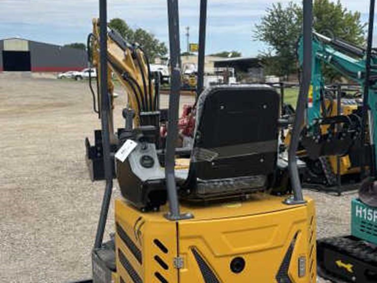 #109-•-cfg-industrial-mini-excavator-image-4