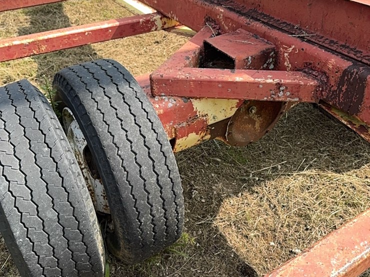 hay-trailer-image-5